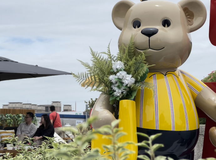 台中新打卡點 會呼吸的IKEA空中花園