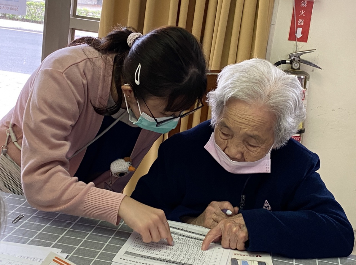 送給自己一份生命禮物   彰化榮家辦理預立醫療照護諮商